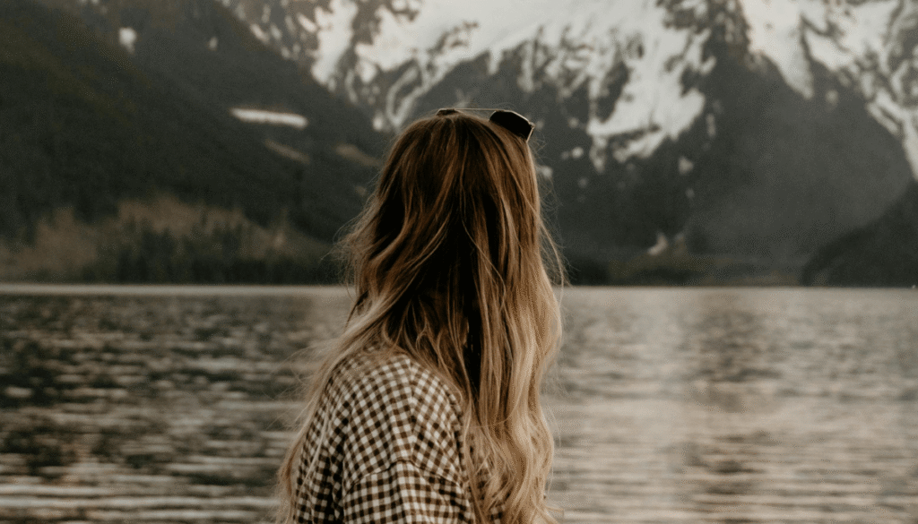 5 Powerful Ways to Know You’re Hearing God And Not Just Your Own Thoughts