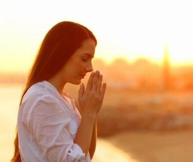 22 Powerful Prayers for Peace and Strength